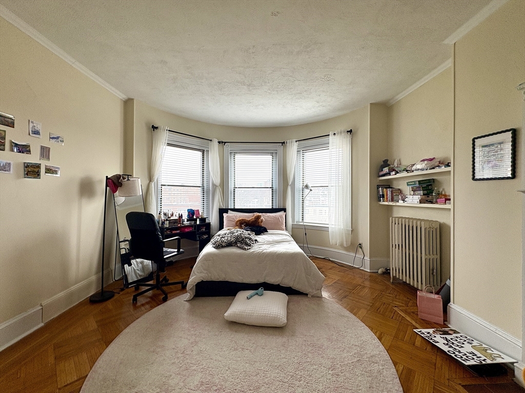 914 Beacon Street, Unit 4 Boston, MA 02215 - Photo 9 of 19