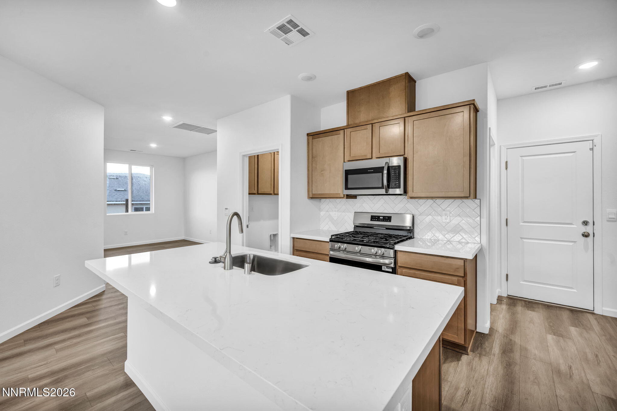 820 Kess Way, Unit LOT 19 Reno, NV 89506 - Photo 3 of 19 9-web-or-mls-585-e-patrician-dr