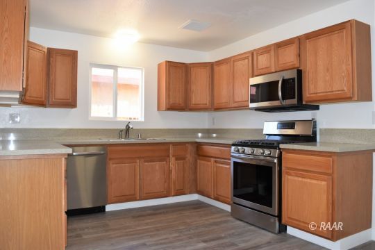 321 South Fountain Street Ridgecrest, CA 93555 - Photo 7 of 25 Gallery Image 7