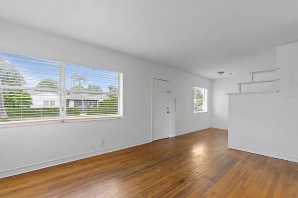 $1,700 | 5208 Spruce Avenue, Unit B, West Palm Beach, FL 33407