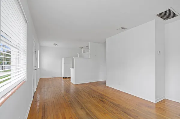 $1,700 | 5208 Spruce Avenue, Unit B, West Palm Beach, FL 33407