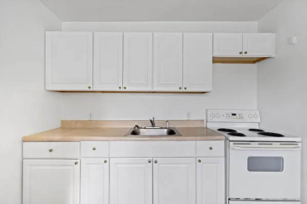 $1,700 | 5208 Spruce Avenue, Unit B, West Palm Beach, FL 33407