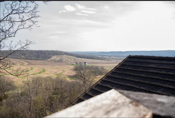 $1,750,000 | 2003 West Hanover Road, Hanover, IL 61041