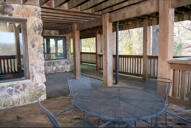 $1,995,900 | 2003 West Hanover Road, Hanover, IL 61041