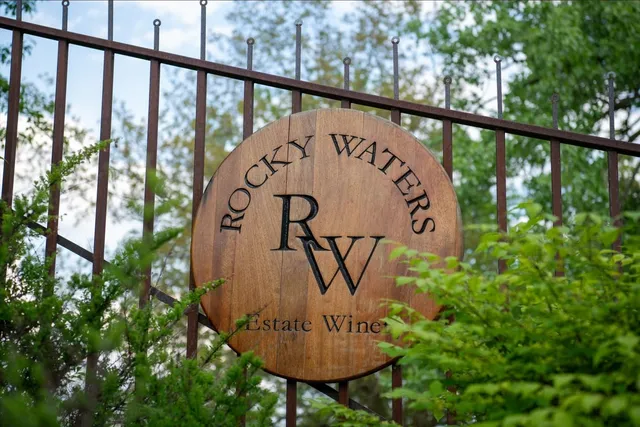 $1,995,900 | 2003 West Hanover Road, Hanover, IL 61041