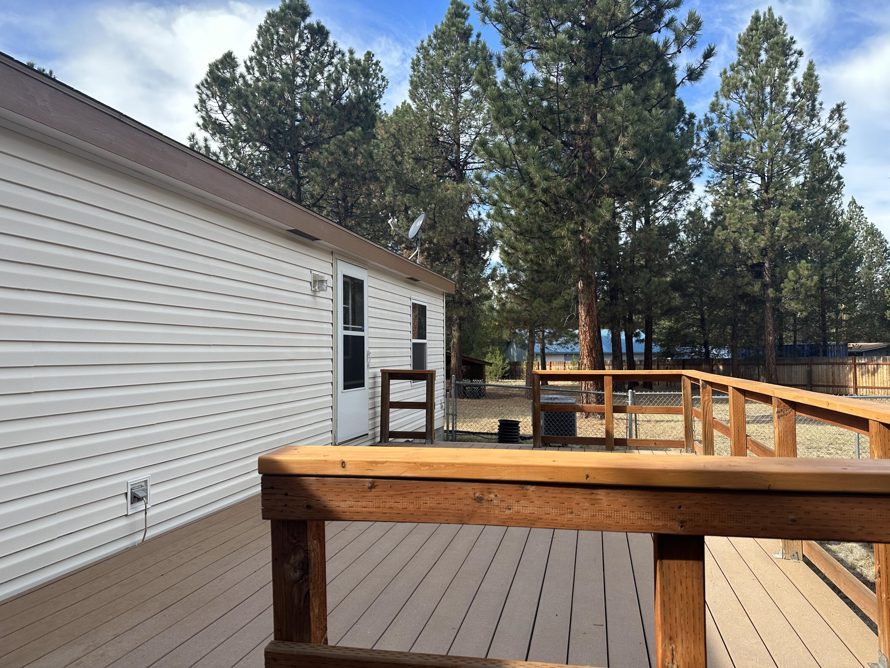 17672 Randy Court La Pine, OR 97739 - Photo 14 of 20 Deck off the back of house