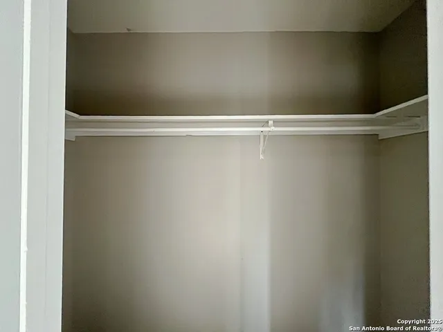 $925 | 2802 Lasses Boulevard, Unit 20, San Antonio, TX 78223