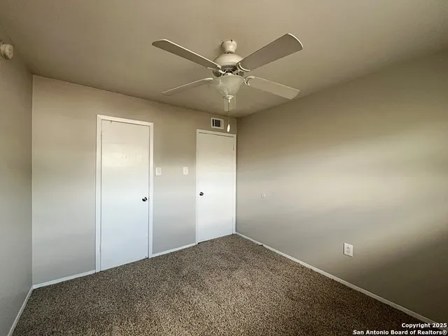 $925 | 2802 Lasses Boulevard, Unit 20, San Antonio, TX 78223