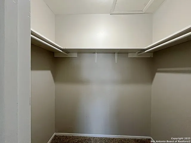 $925 | 2802 Lasses Boulevard, Unit 20, San Antonio, TX 78223