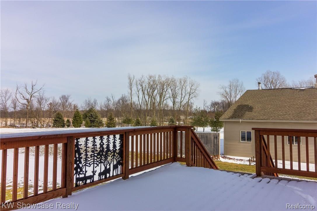 4664 Holly Lake Road Lapeer, MI 48446 - Photo 47 of 59 Exteriors (11 of 13).jpg
