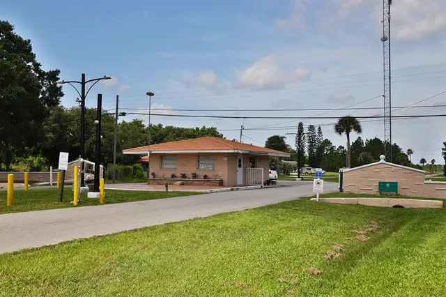 a group of people sitting in a room