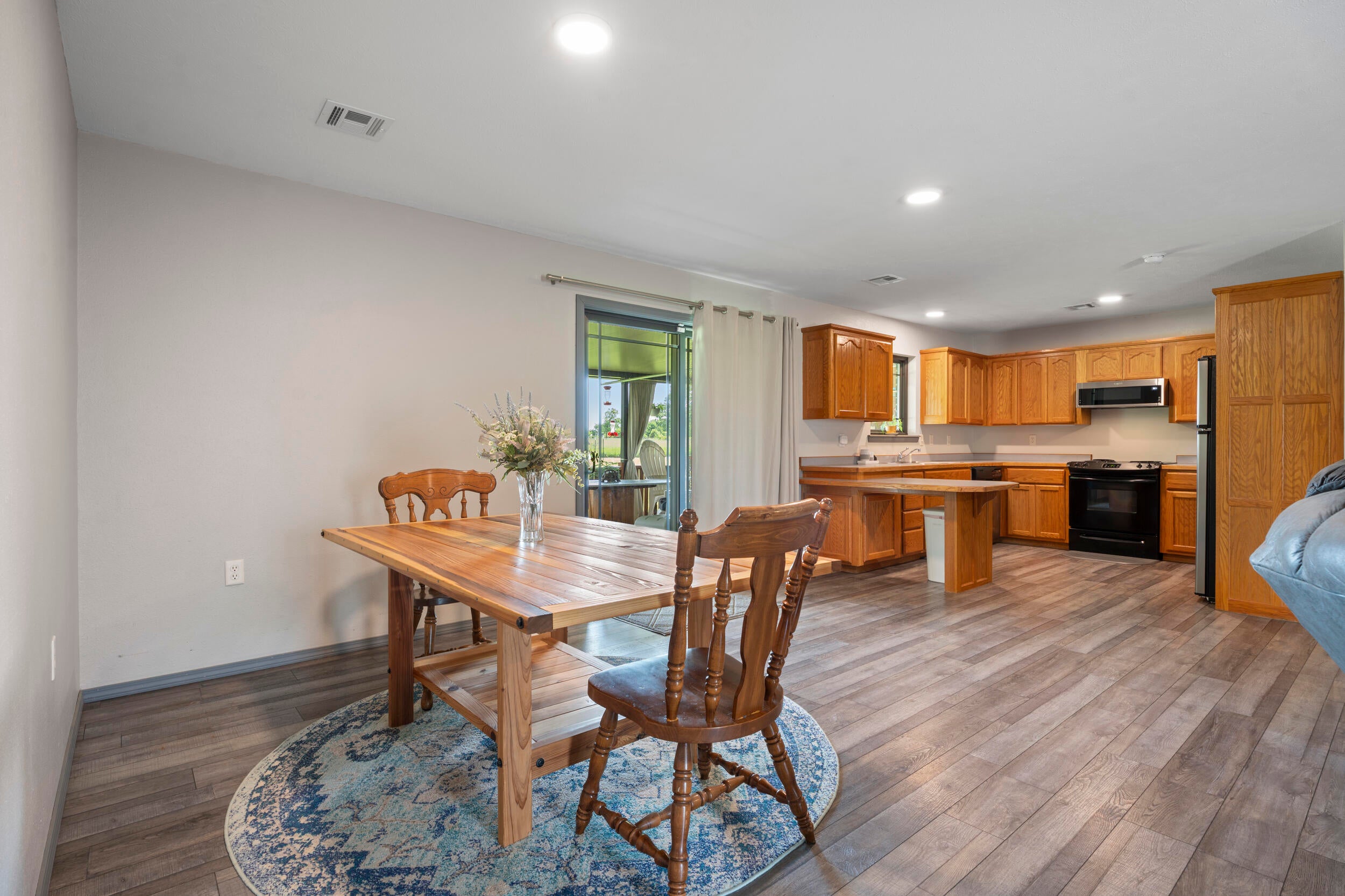 67251 East 380 Road Jay, OK 74346 - Photo 20 of 45 Open Dining & Kitchen