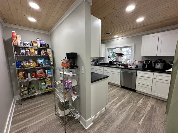 $170,000 | 105 North Epperson Drive, McLeansboro, IL 62859