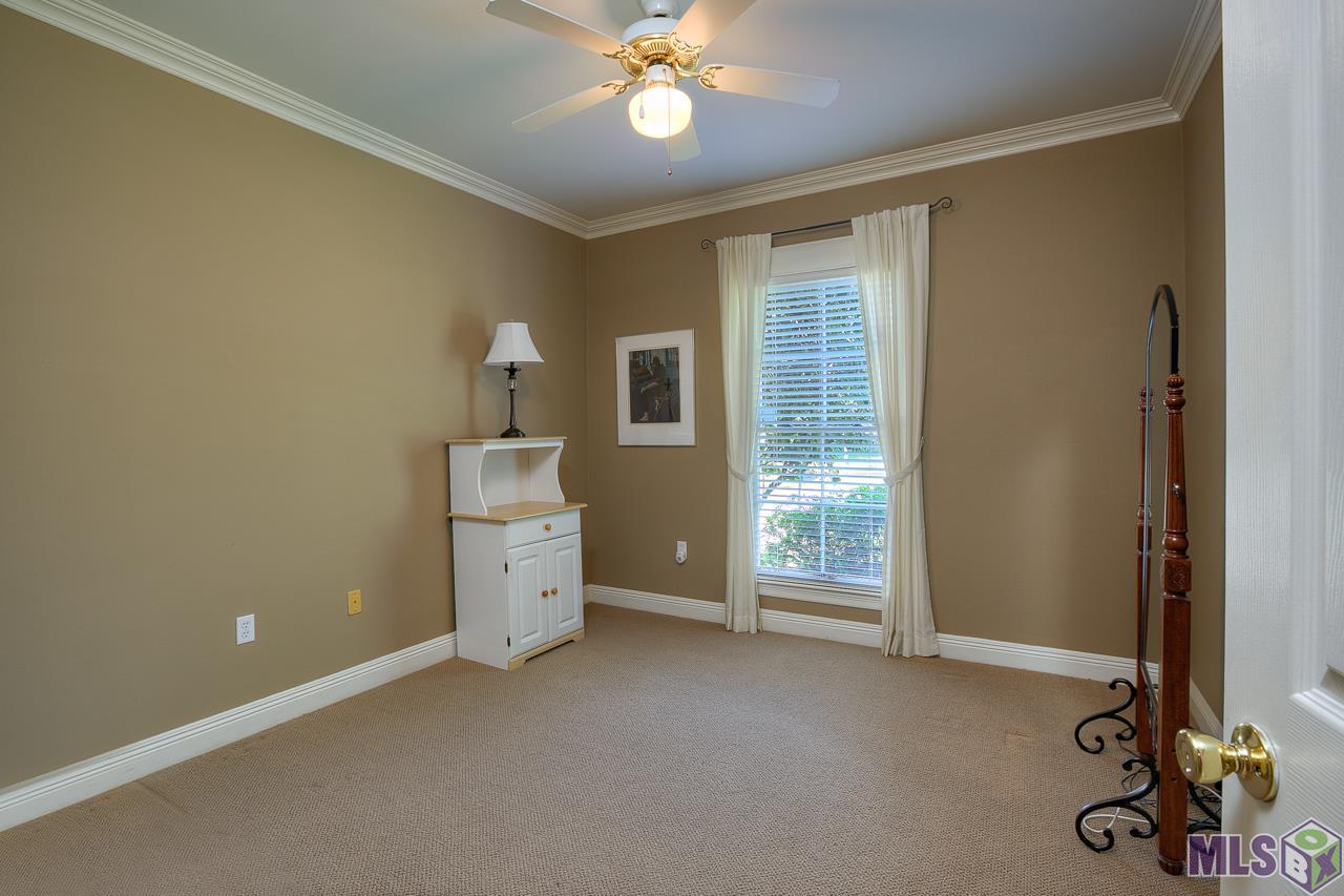 418 Plantation Ridge Drive Baton Rouge, LA 70810 - Photo 22 of 32 BEDROOM 3
