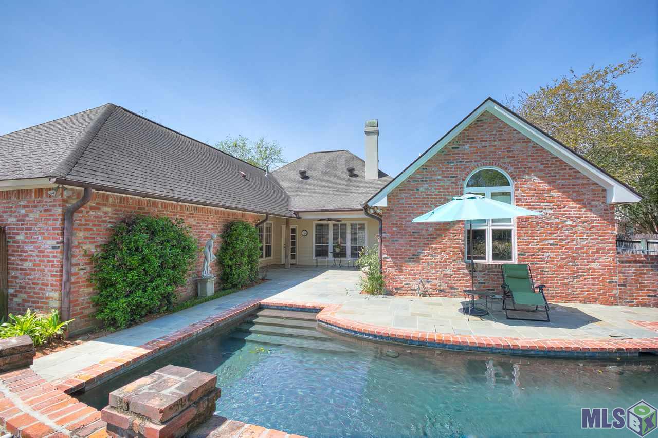 418 Plantation Ridge Drive Baton Rouge, LA 70810 - Photo 27 of 32 FROM POOL LOOKING TOWARD THE HOUSE