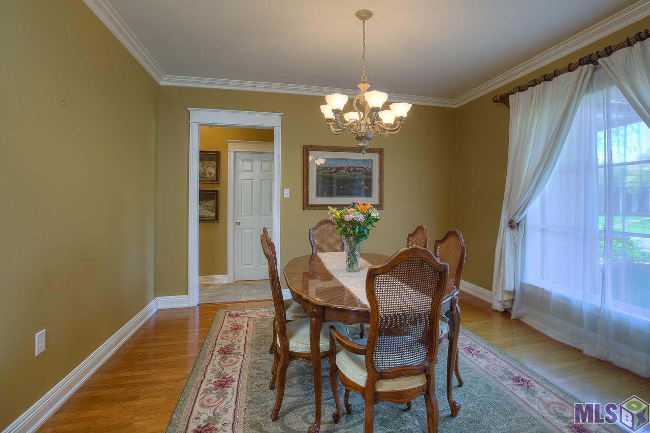 418 Plantation Ridge Drive Baton Rouge, LA 70810 - Photo 7 of 32 DINING ROOM