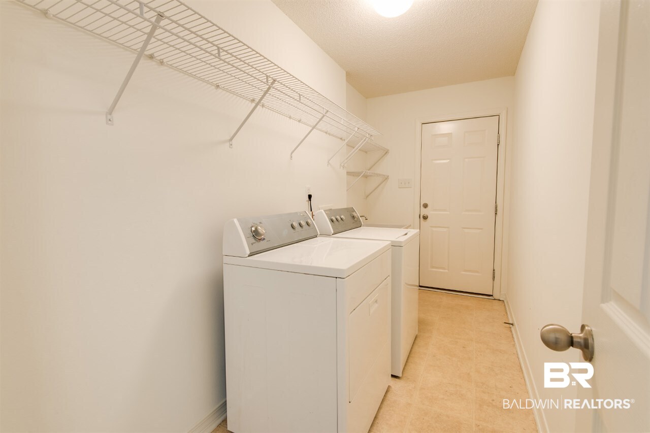 7159 Bridgemill Drive Mobile, AL 36619 - Photo 30 of 34 Indoor Laundry Room