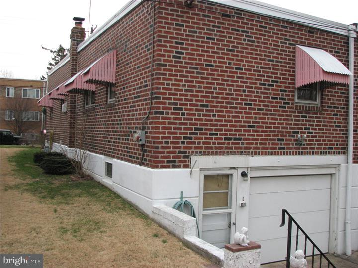 4414 Decatur Street Philadelphia, PA 19136 - Photo 10 of 10 Exterior Back