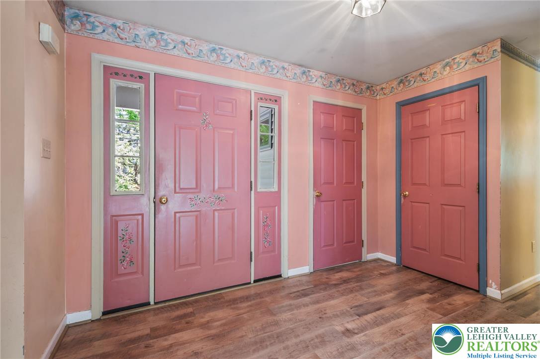 5306 Lanark Road Center Valley, PA 18034 - Photo 15 of 29 Gallery Image 15