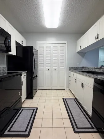$2,000 | 30 Plantation Drive, Unit 101, Vero Beach, FL 32966