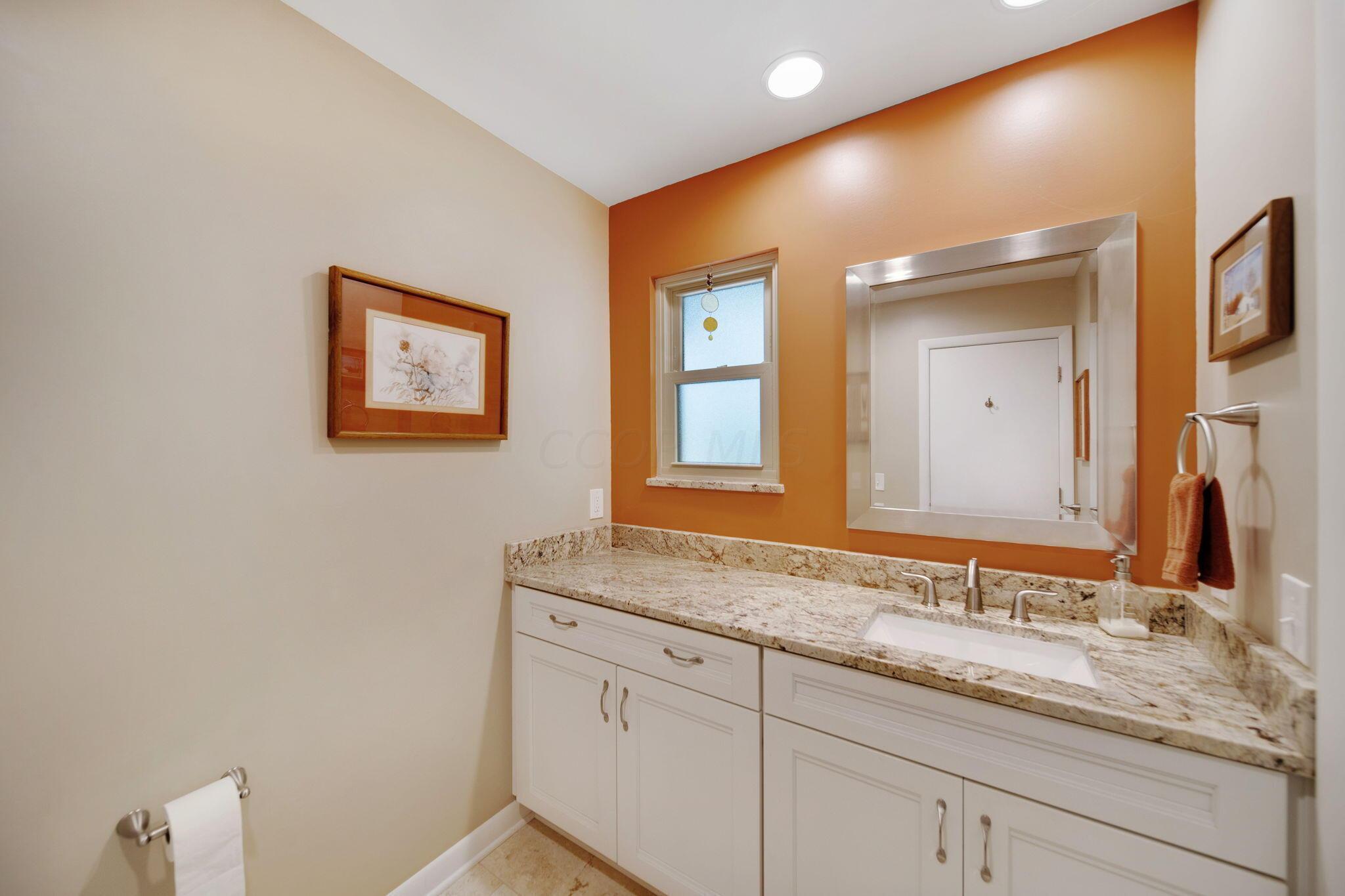 2439 Middlesex Road Columbus, OH 43220 - Photo 28 of 61 Primary Bath Can Function As A Half Bath With Sliding Door