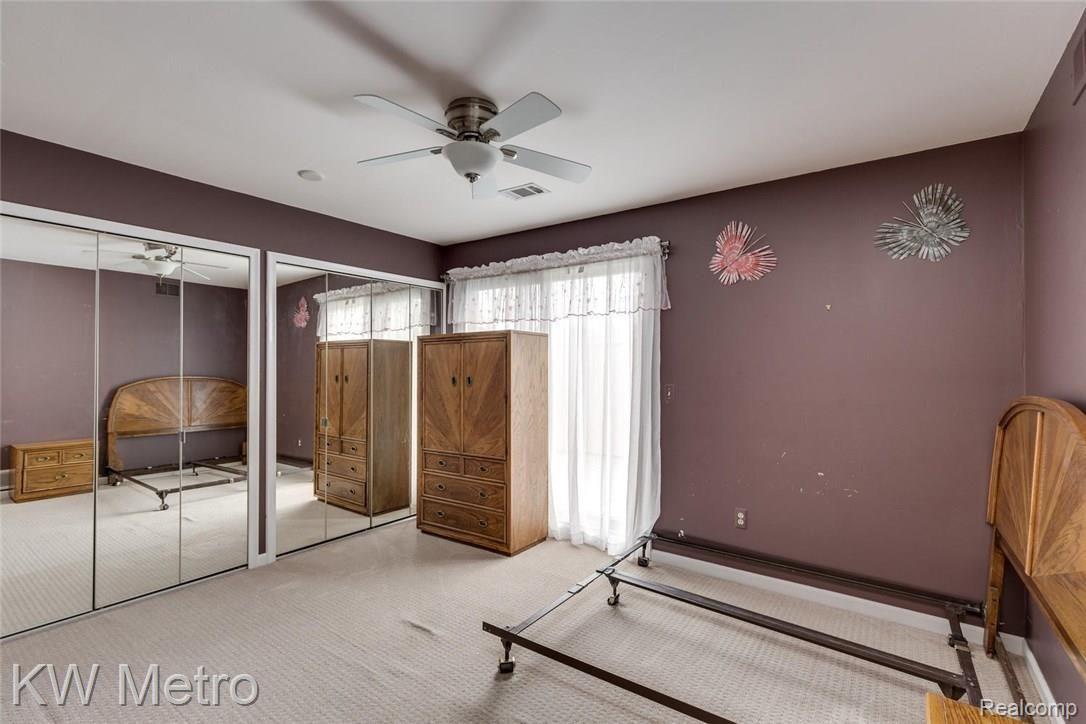 990 Golfview Court, Unit 5 Rochester, MI 48307 - Photo 13 of 25 990 Golfview Court 5 Rochester-large-013-15-Bedroom-1500x1000-72dpi.jpg