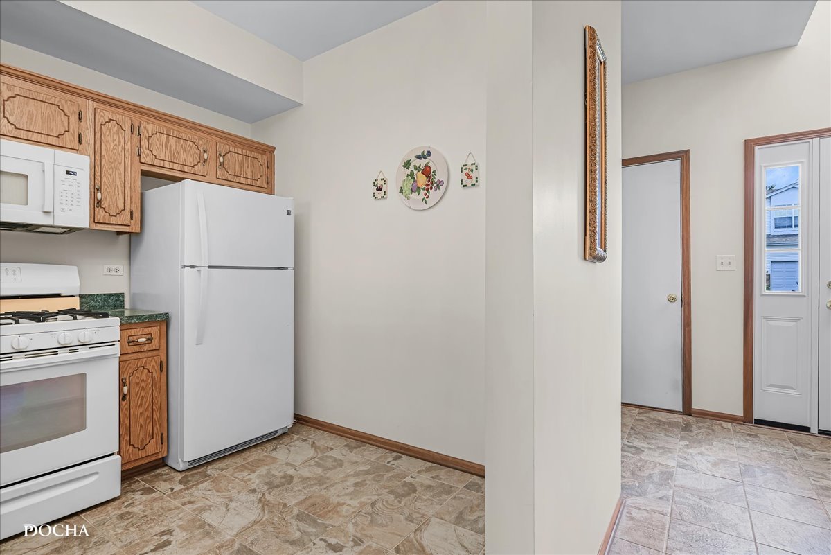 1945 Calla Drive Joliet, IL 60435 - Photo 7 of 23