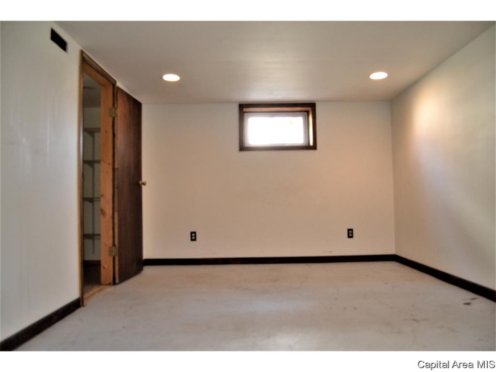 1527 South 5th Street Springfield, IL 62703 - Photo 18 of 21