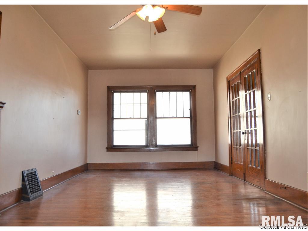 1527 South 5th Street Springfield, IL 62703 - Photo 6 of 21