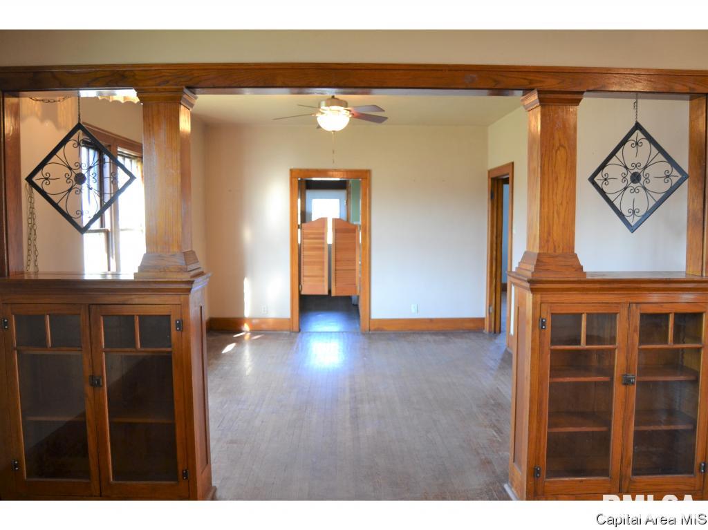 1527 South 5th Street Springfield, IL 62703 - Photo 8 of 21