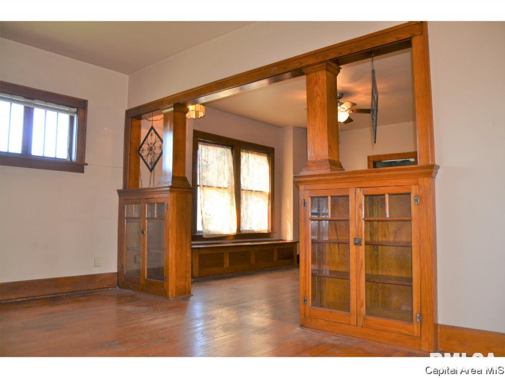 1527 South 5th Street Springfield, IL 62703 - Photo 9 of 21
