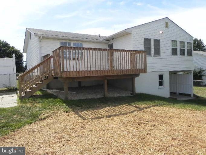 712 Uniontown Road Westminster, MD 21158 - Photo 16 of 17 Back yard