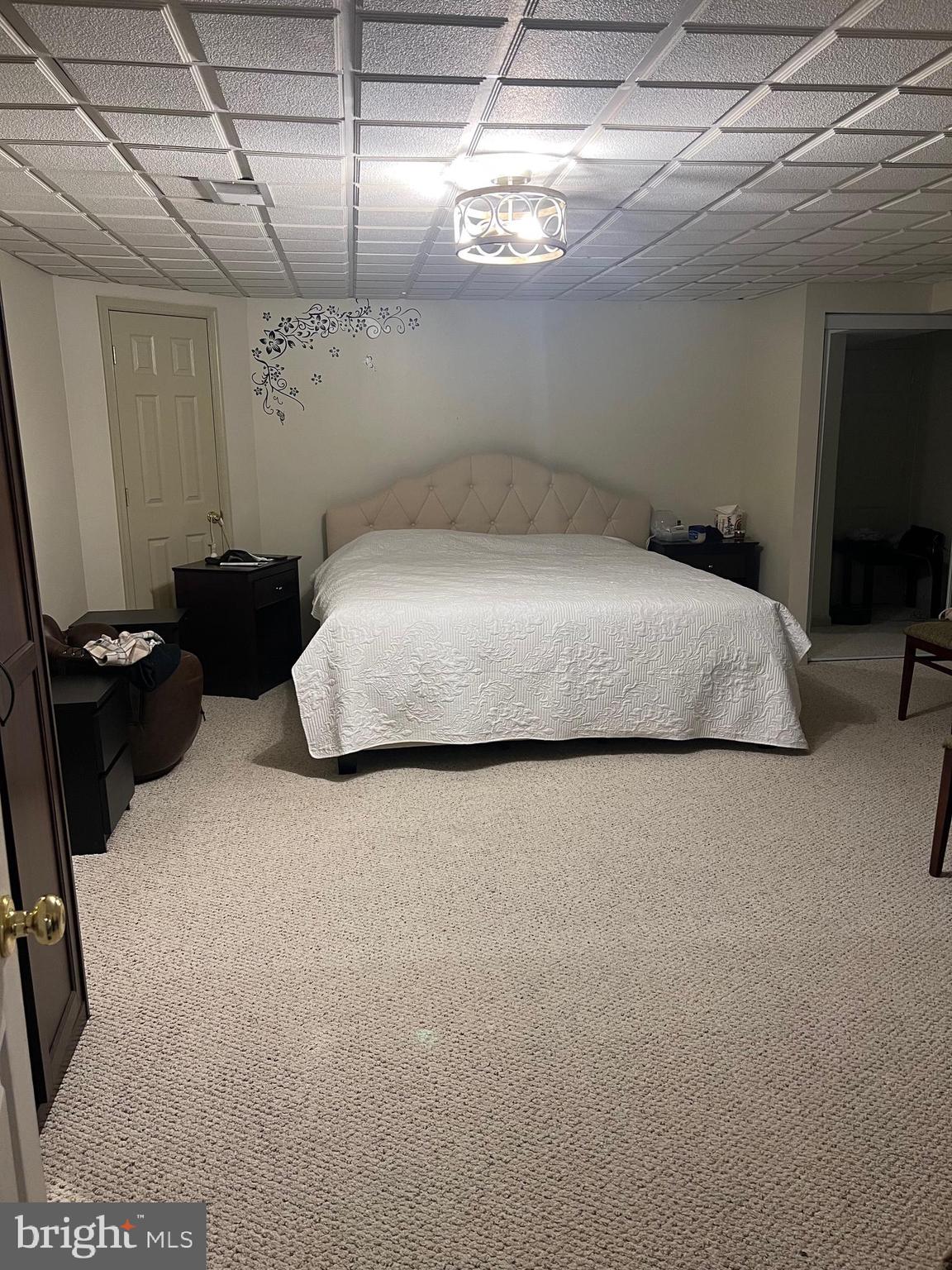 4082 Braxton Road Chantilly, VA 20151 - Photo 30 of 40 a bedroom with a bed and a walk in closet