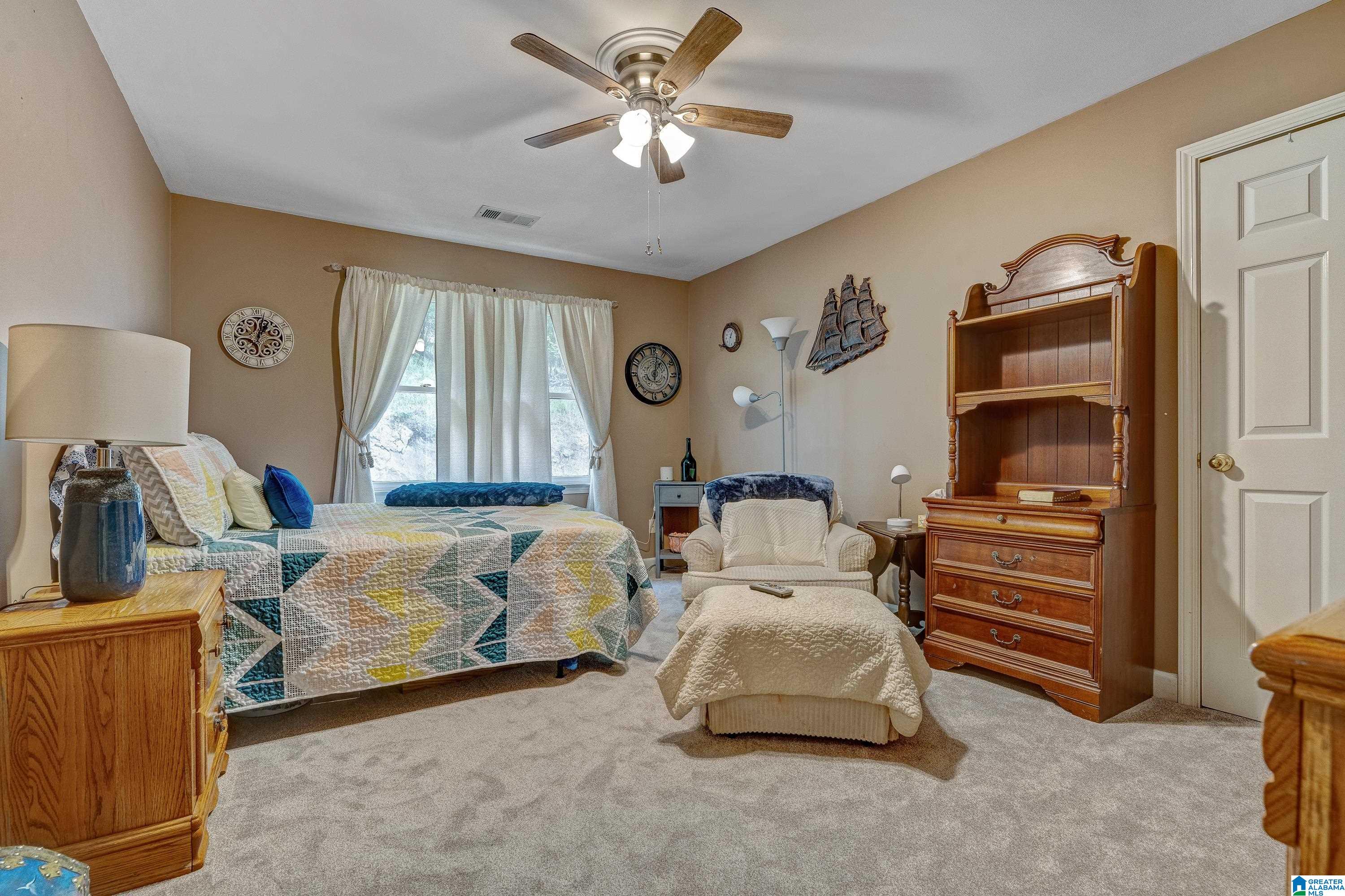 160 Weatherly Way Pelham, AL 35124 - Photo 35 of 53
