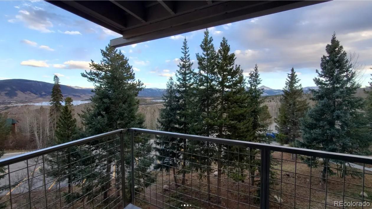 7223 Ryan Gulch Road Silverthorne, CO 80498 - Photo 8 of 20 a view of a balcony with an outdoor space