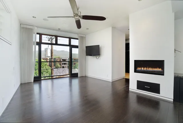 $3,200,000 | 311 Main Street, Unit STE #300, Carbondale, CO 81623