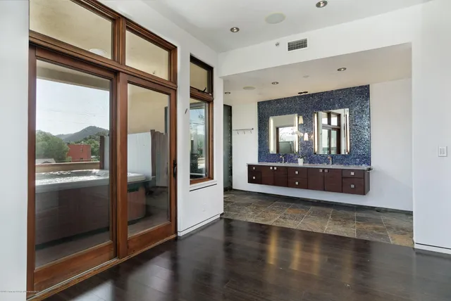 $3,200,000 | 311 Main Street, Unit STE #300, Carbondale, CO 81623