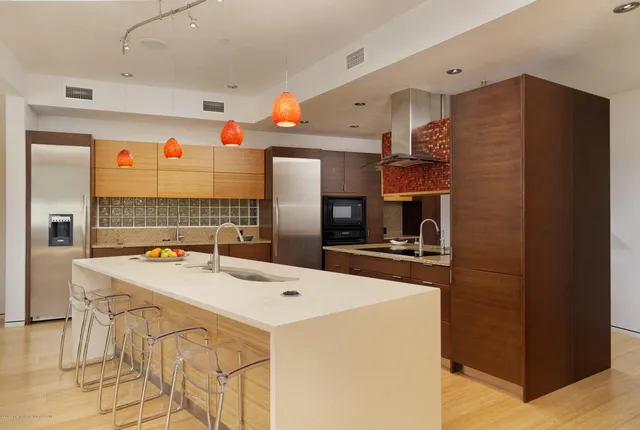 $3,200,000 | 311 Main Street, Unit STE #300, Carbondale, CO 81623