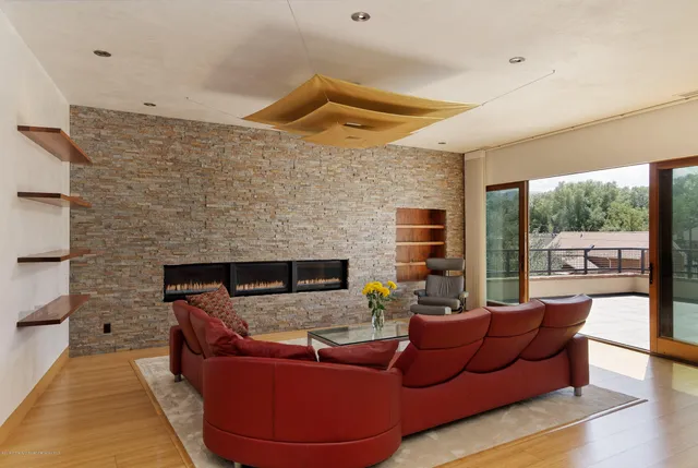 $3,200,000 | 311 Main Street, Unit STE #300, Carbondale, CO 81623