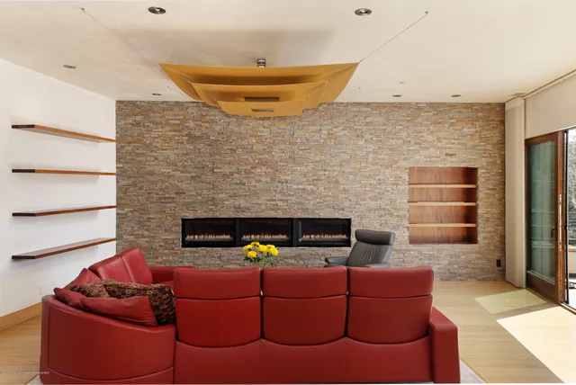 $3,200,000 | 311 Main Street, Unit STE #300, Carbondale, CO 81623