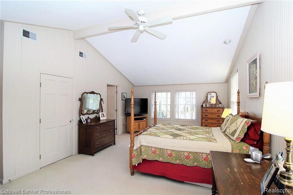 2476 Windemere Road Birmingham, MI 48009 - Photo 35 of 62