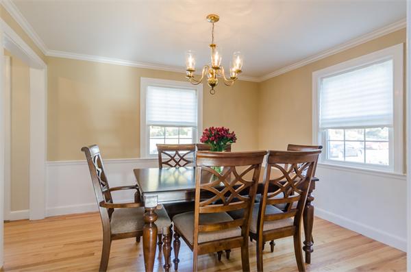 312 Woodcliff Road Newton, MA 02461 - Photo 6 of 20