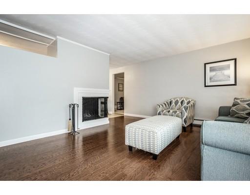34 Fairbrook Road Framingham, MA 01701 - Photo 3 of 24 Gallery Image 3