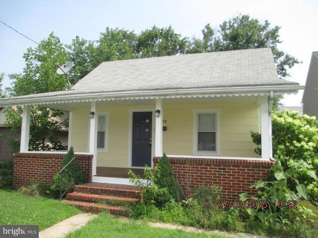 8433 Rugby Road Pasadena, MD 21122 - Photo 1 of 17 Exterior (Front)