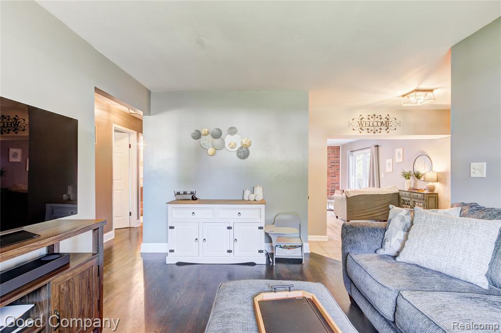697 Hamlet Road Auburn Hills, MI 48326 - Photo 9 of 50 Gallery Image 9