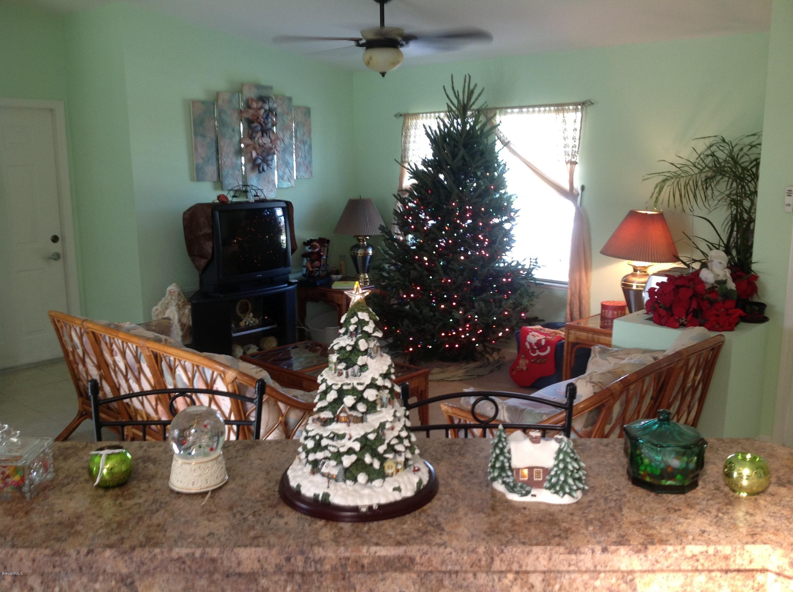 1855 Barber Street Sebastian, FL 32958 - Photo 2 of 13 Living Room