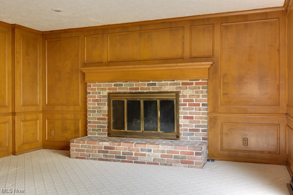 3374 Stanley Road Akron, OH 44333 - Photo 6 of 32 Family room fireplace