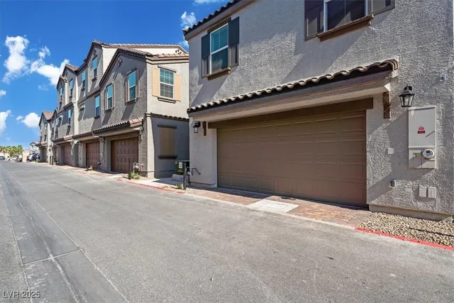 $349,000 | 635 Bellus Place, Henderson, NV 89015