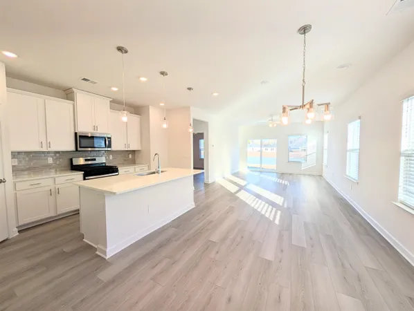 $2,100 | 1508 Regal Fern Way, Longs, SC 29568