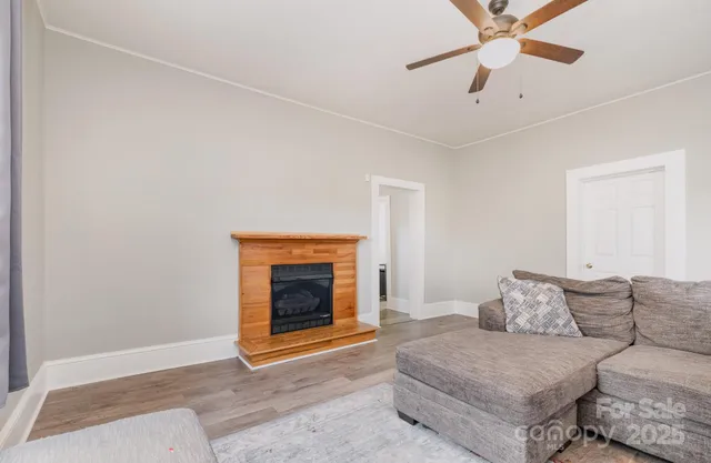 $300,000 | 603 Old North Main Street, Clover, SC 29710